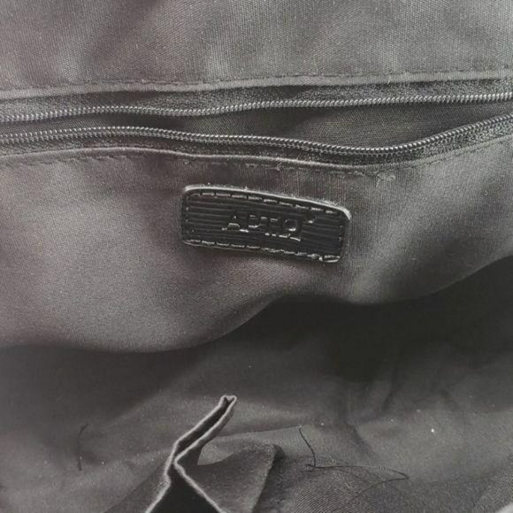 Apt. 9 Lock and Key Accent Black Vinyl Zip Up Purse Handbag - Picture 7 of 8